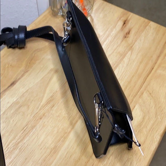 BCBG purse - Picture 2 of 4